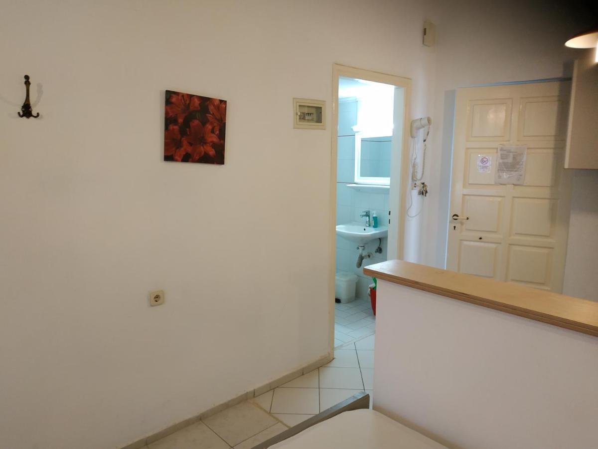 Studio For Upto3 Persons In Agia Pelagia Αγία Πελαγία (Κρήτη) Εξωτερικό φωτογραφία
